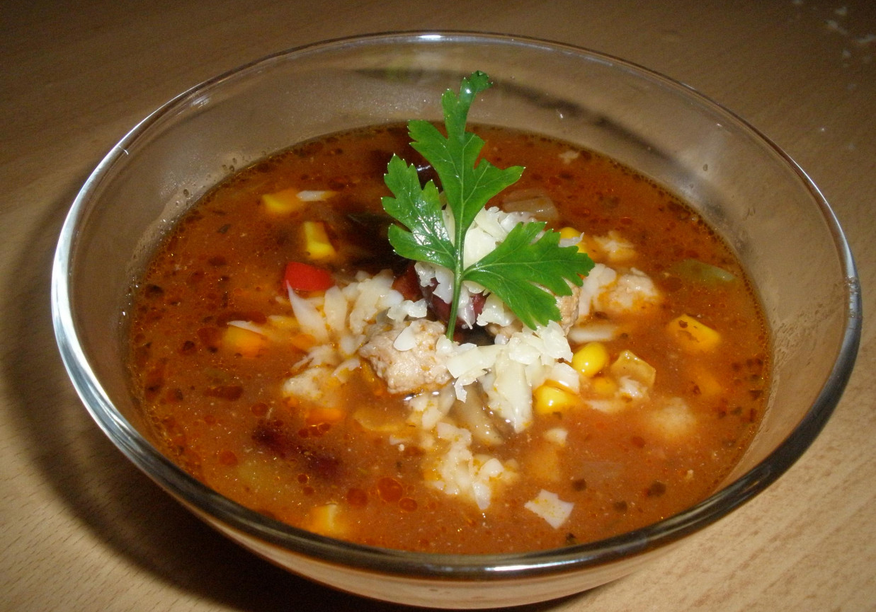 Zupa meksykańska z pulpecikami foto
