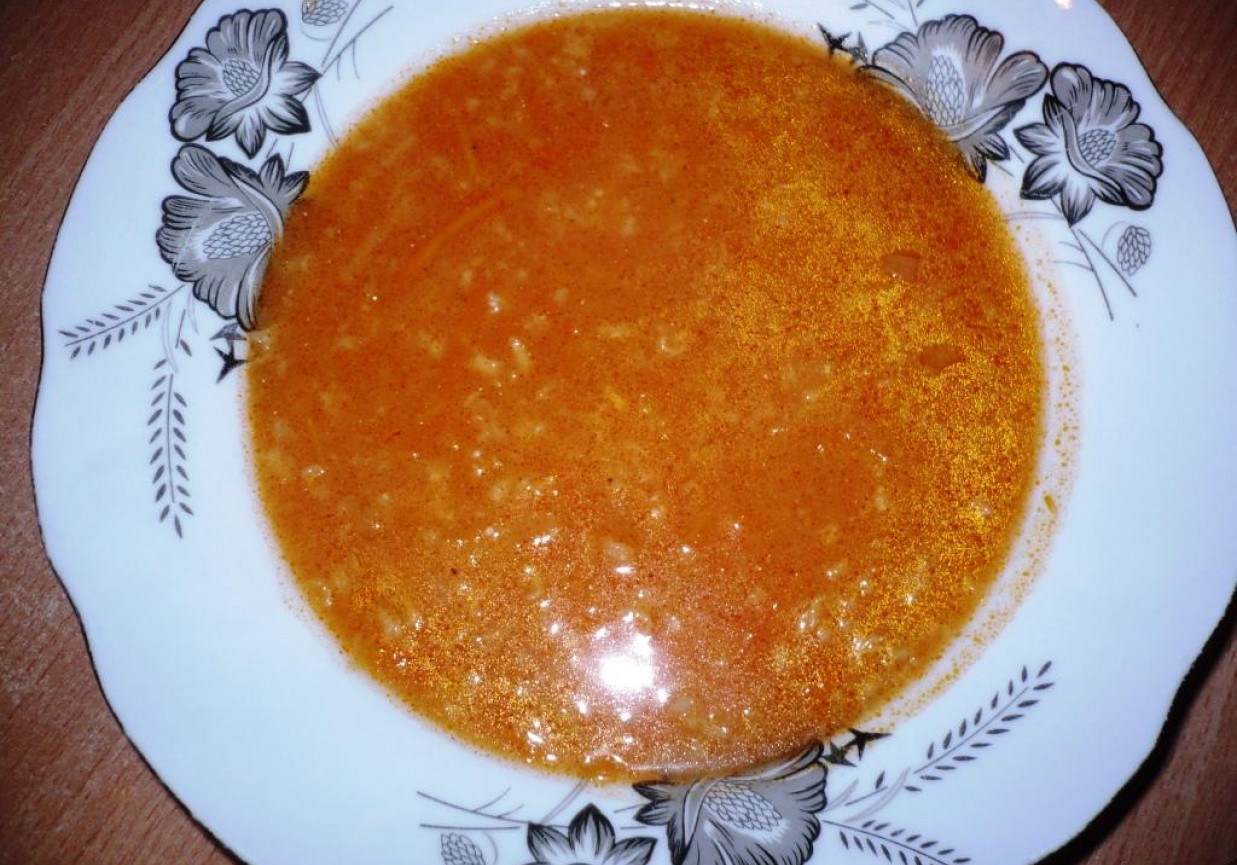 zupa merchewkowo-pomidorowa foto