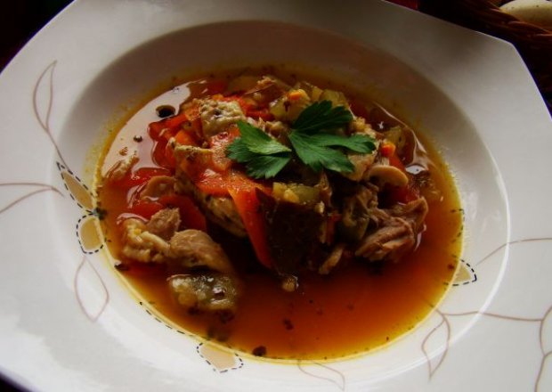 Fotografia przedstawiająca Zupa mięsna drobiowa