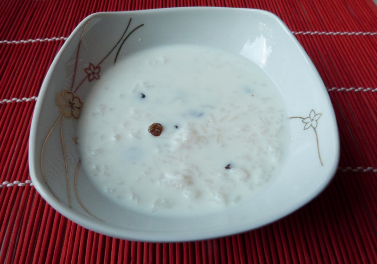 Zupa migdałowa z ryżem foto