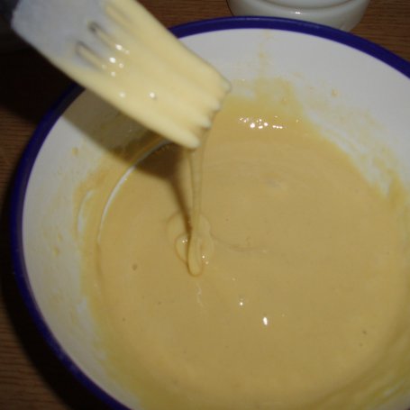 Krok 1 - Zupa mleczna z lanymi kluseczkami foto
