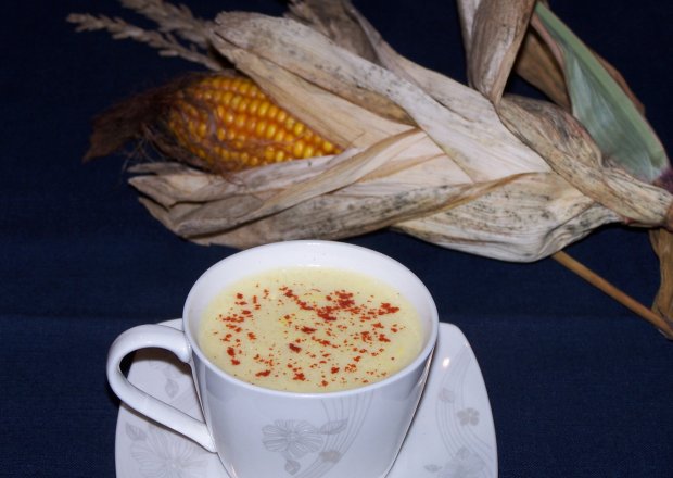 Fotografia przedstawiająca Zupa o lekko słodkawym smaku, czyli krem z kukurydzy :)