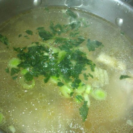 Krok 4 - Zupa ogórkowa z ziemniakami i ryżem  foto