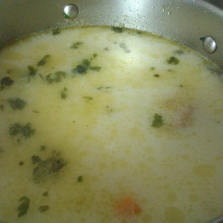 Krok 6 - Zupa ogórkowa z ziemniakami i ryżem  foto