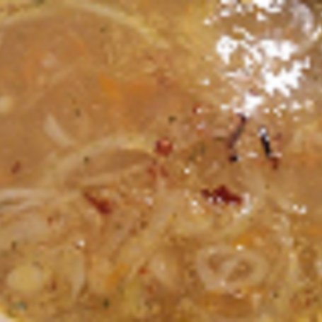 Krok 4 - Zupa ogórkowa z ziemniakami zabielana śmietaną foto