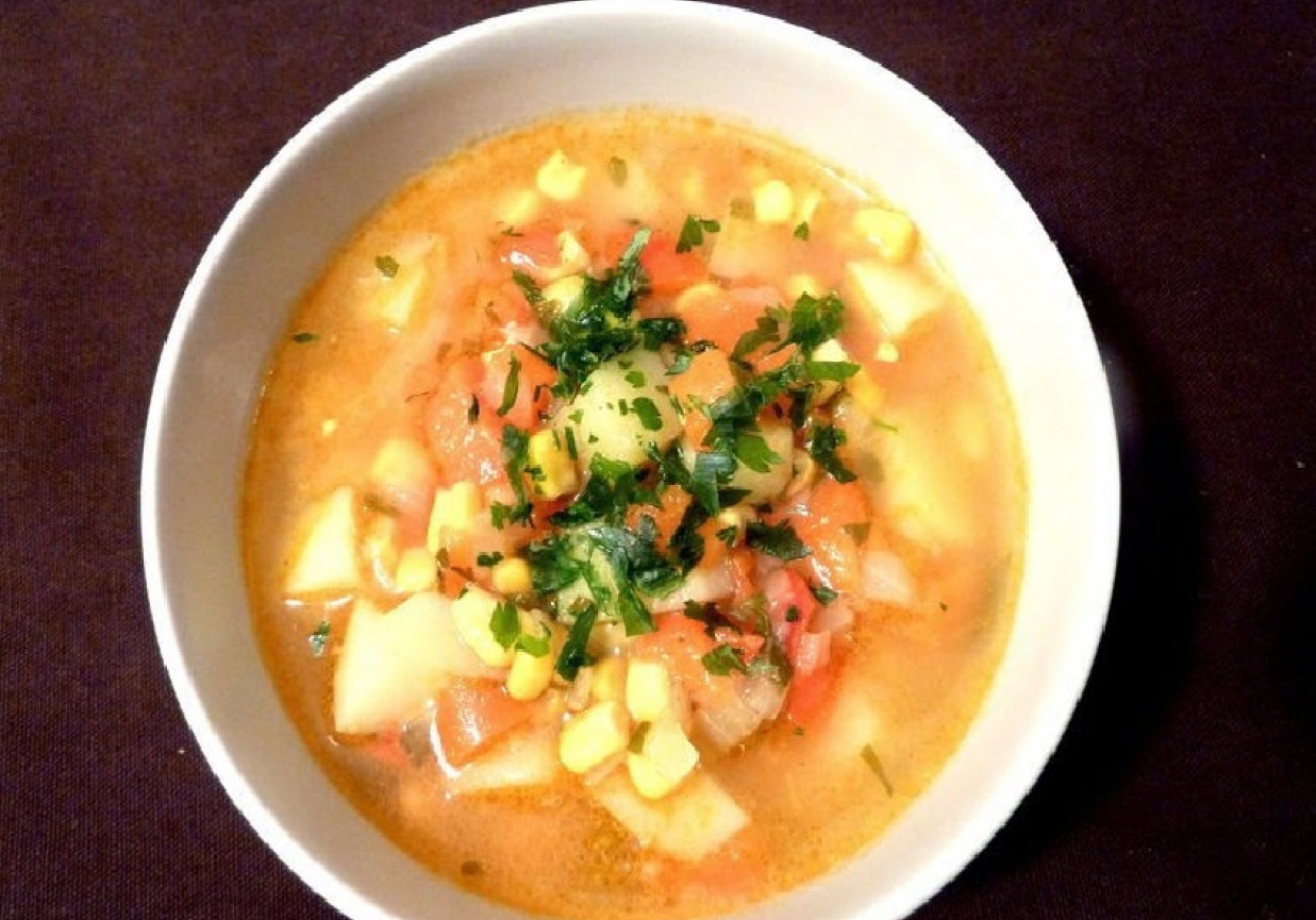 Zupa paprykowa z kukurydzą foto
