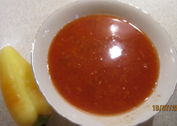 Fotografia przedstawiająca zupa paprykowo-pomidorowa