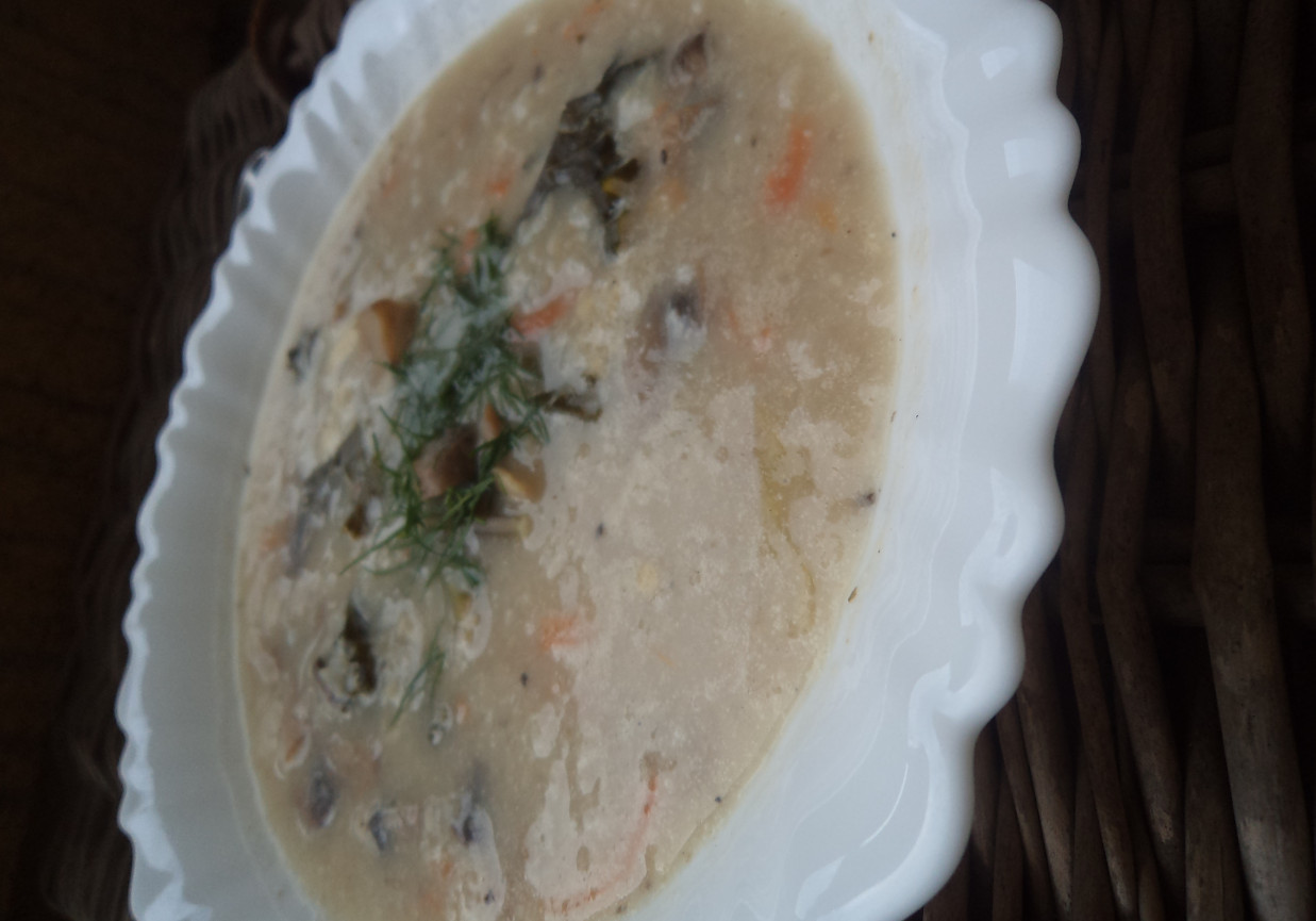 Zupa pieczarkowa z jarmużem i ryżem basmati :) foto