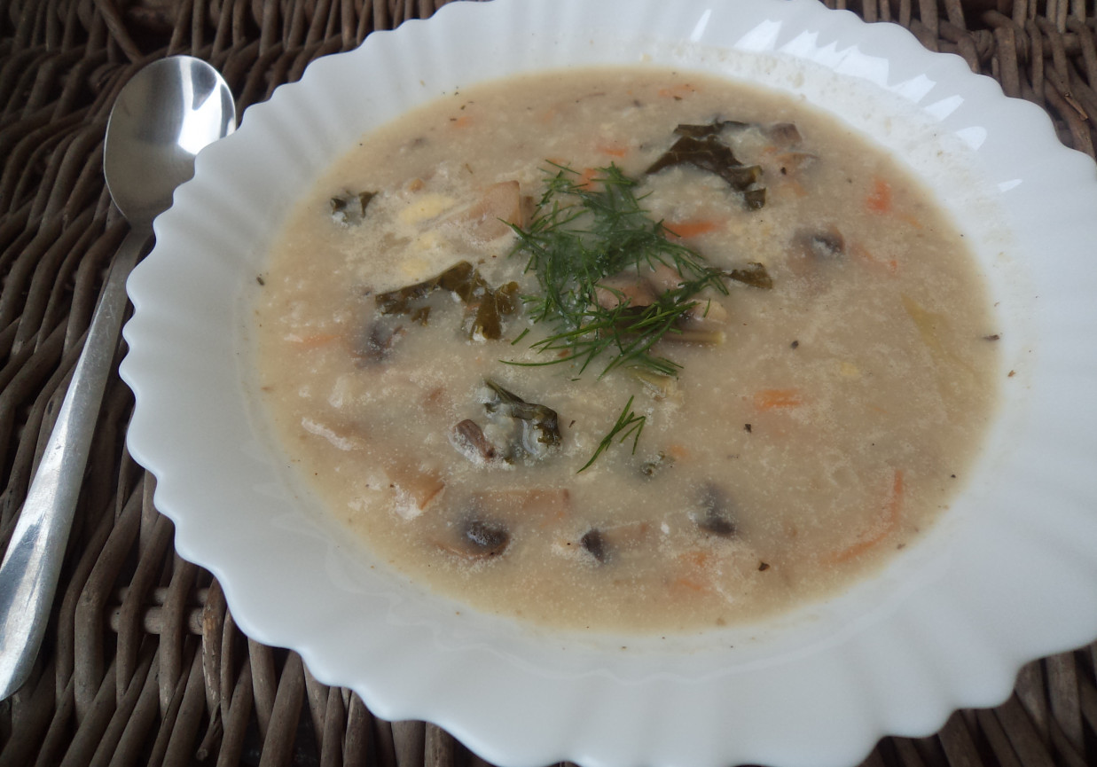 Zupa pieczarkowa z jarmużem i ryżem basmati :) foto