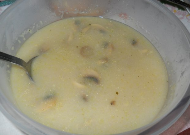 Fotografia przedstawiająca zupa pieczarkowa