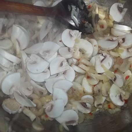 Krok 4 - Zupa podwójnie grzybowa foto
