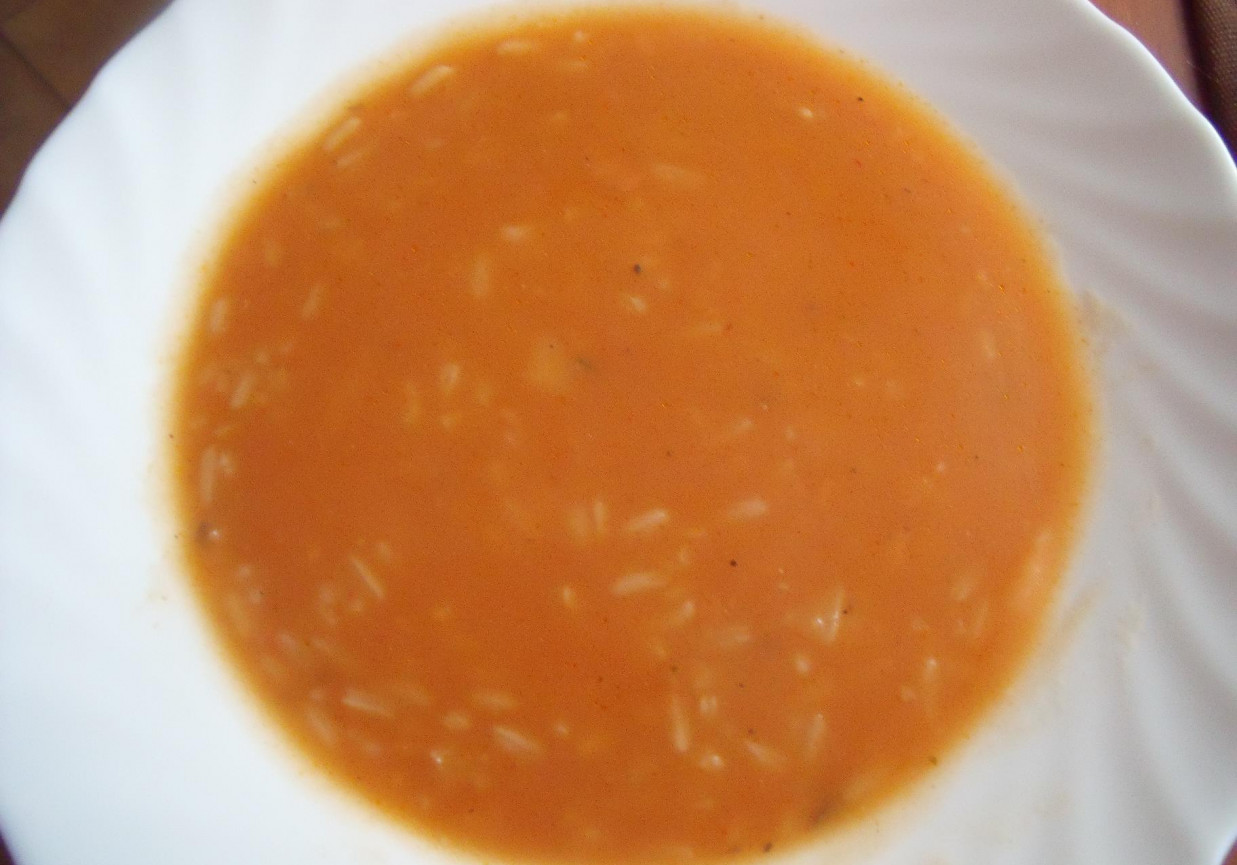 zupa pomidorowa domowa foto