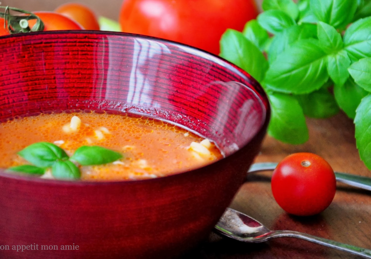 Zupa pomidorowa jak u mamy foto