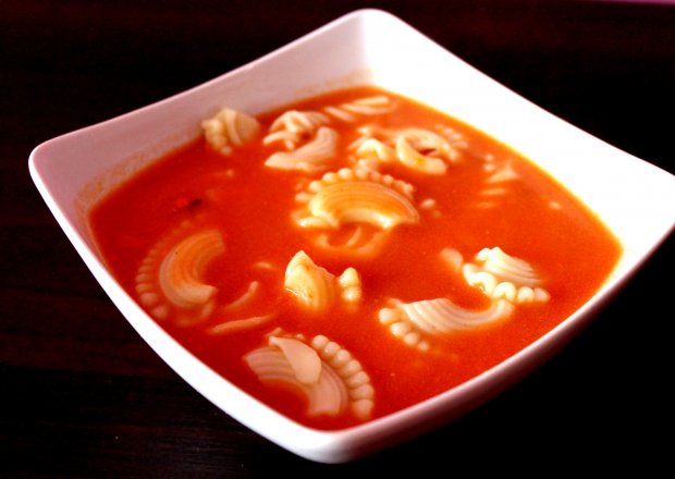 Fotografia przedstawiająca Zupa pomidorowa Joanny