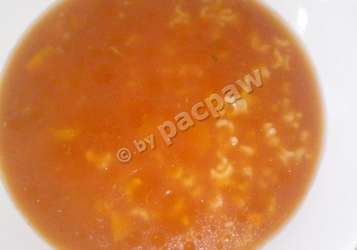 Zupa pomidorowa kacza foto