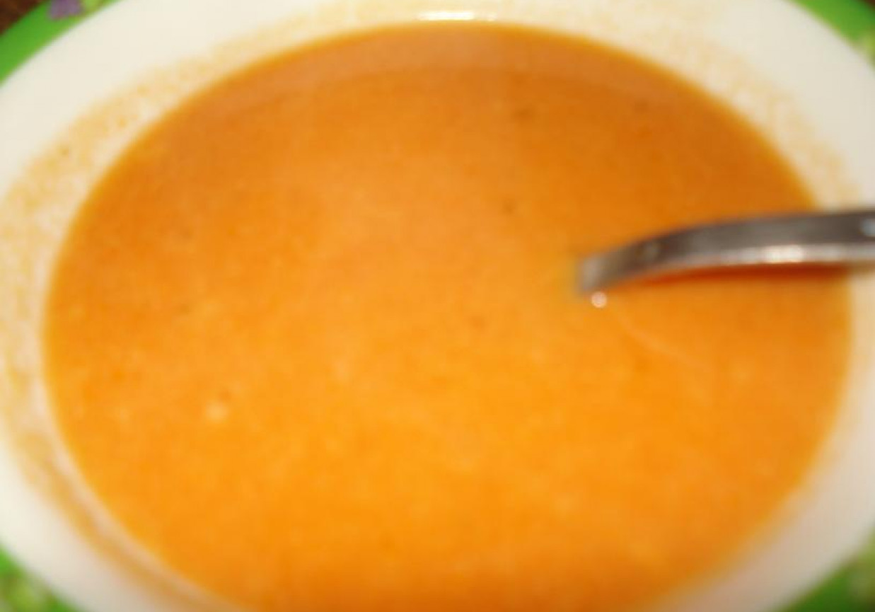 Zupa pomidorowa kremowa foto