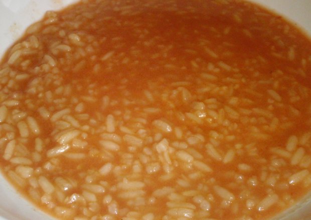 Fotografia przedstawiająca zupa pomidorowa na ostro