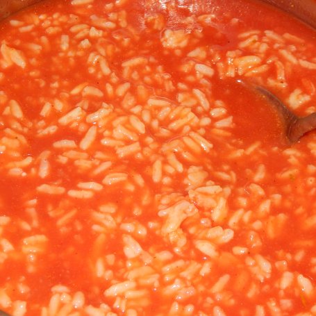Krok 5 - Zupa pomidorowa po grecku - z serem feta foto