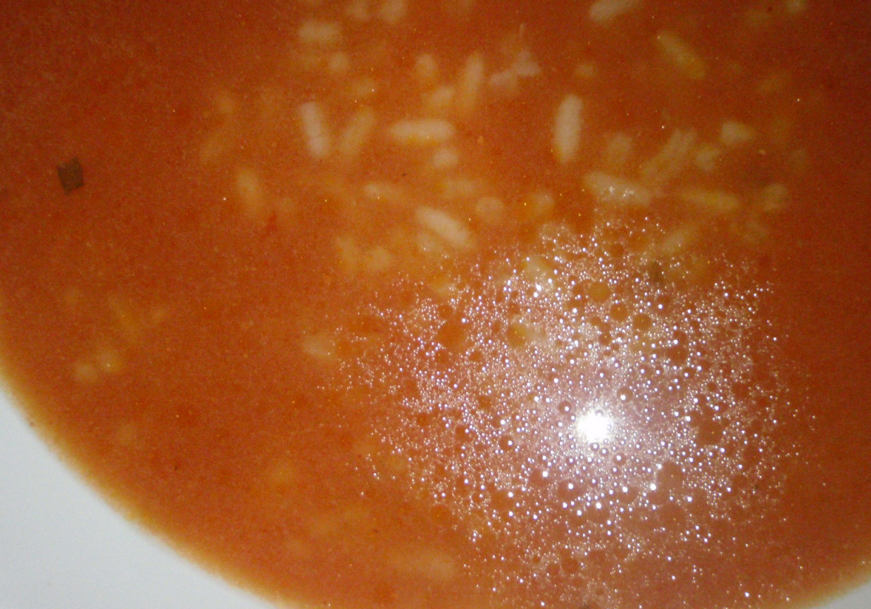 zupa pomidorowa po rumuńsku foto