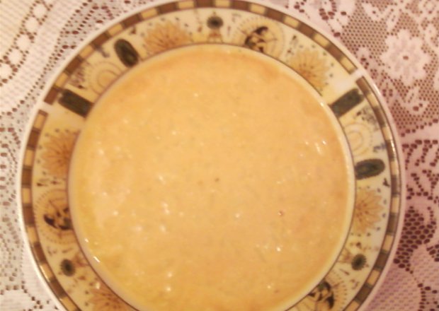 Fotografia przedstawiająca Zupa pomidorowa szybka