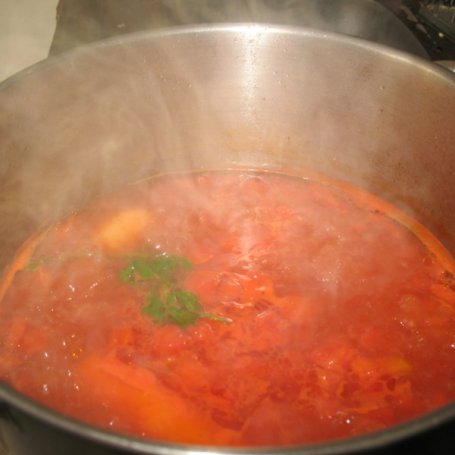 Krok 2 - Zupa pomidorowa z ginem foto