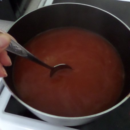 Krok 3 - Zupa pomidorowa z kaszą jęczmienną foto