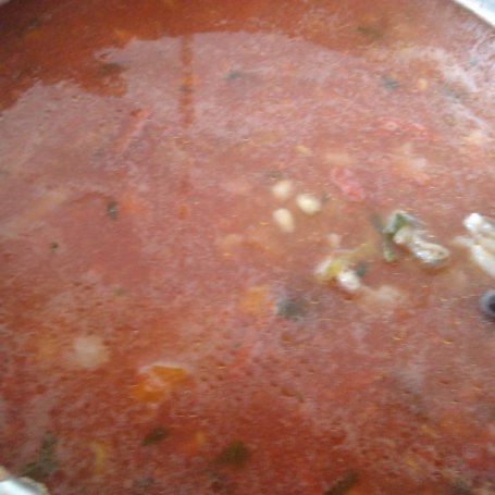 Krok 5 - Zupa pomidorowa z kaszą pęczak foto
