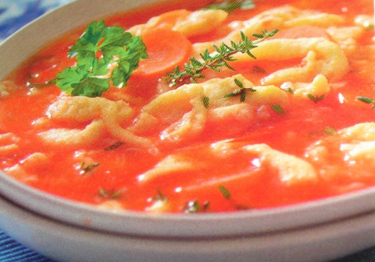 Zupa pomidorowa z lanymi kluseczkami foto