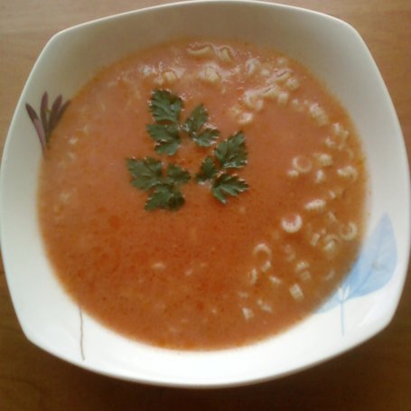 Krok 3 - Zupa pomidorowa z makaronem koraliki foto