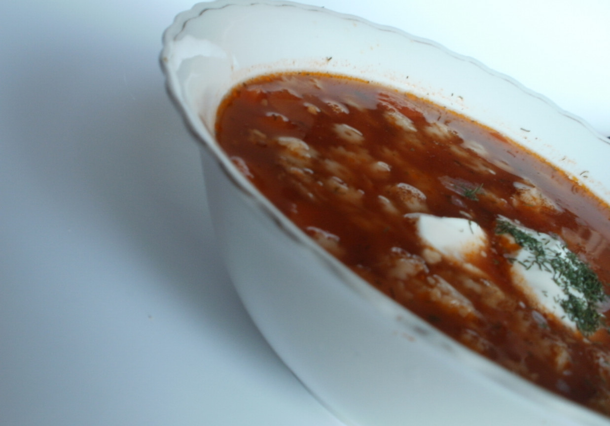 Zupa Pomidorowa Z Makaronem foto