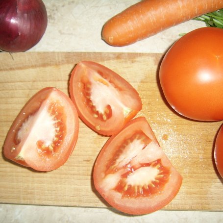 Krok 2 - Zupa pomidorowa z papryką i makaronem taglierini foto
