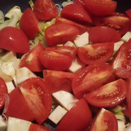 Krok 5 - Zupa pomidorowa z pomidorów malinowych i pelati foto