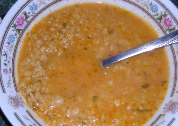 Fotografia przedstawiająca Zupa pomidorowa z ryżem