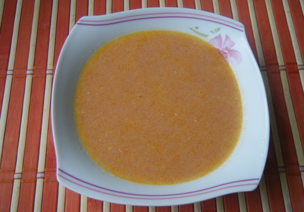 Zupa pomidorowa z serem foto