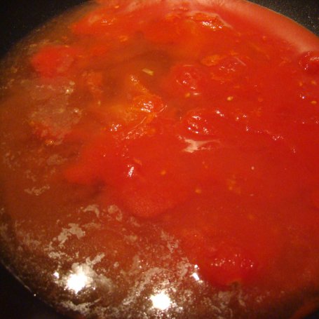 Krok 3 - Zupa pomidorowa z soczewicą i makaronem tarhonya foto