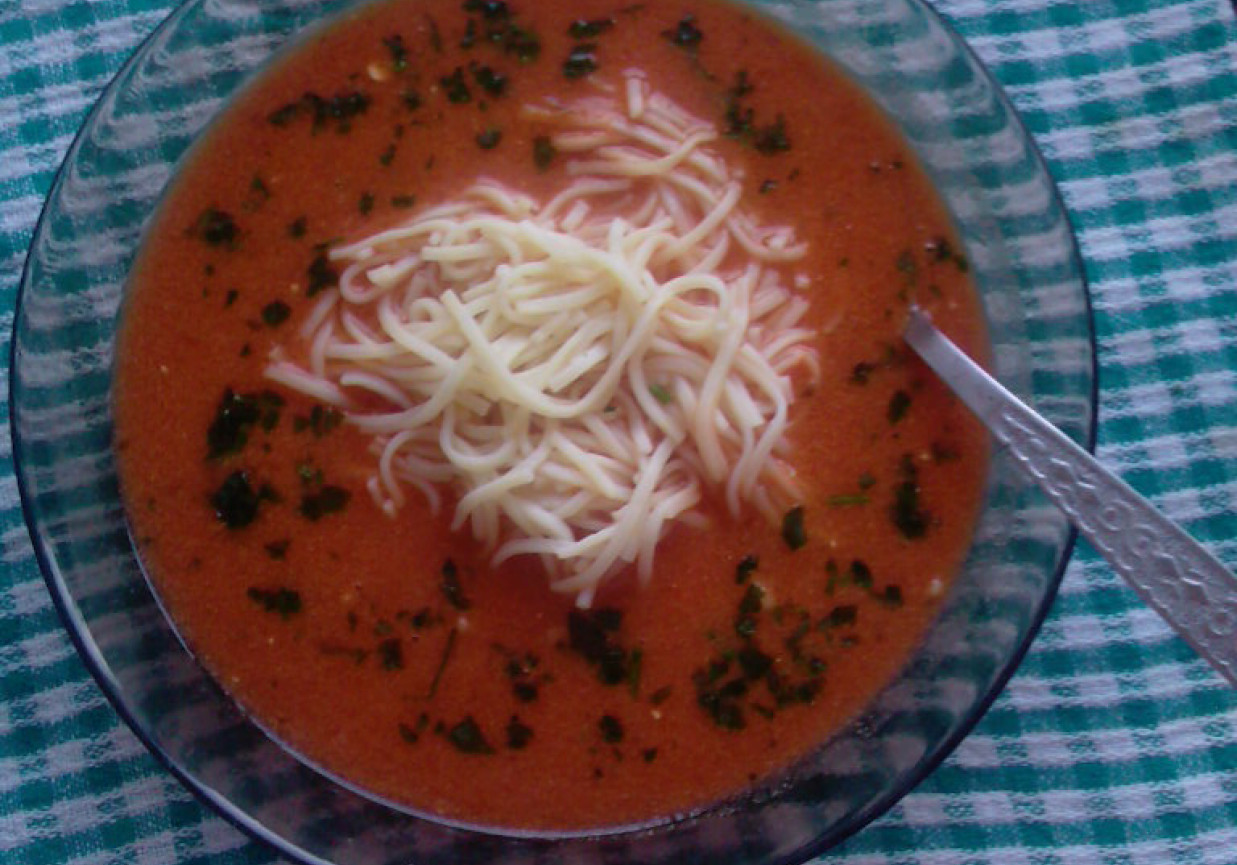 Zupa pomidorowa ziołowa foto