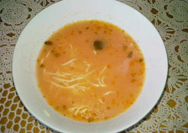 Fotografia przedstawiająca Zupa pomidorowa