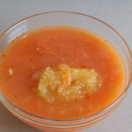Krok 5 - Zupa pomidorowo ogórkowa foto