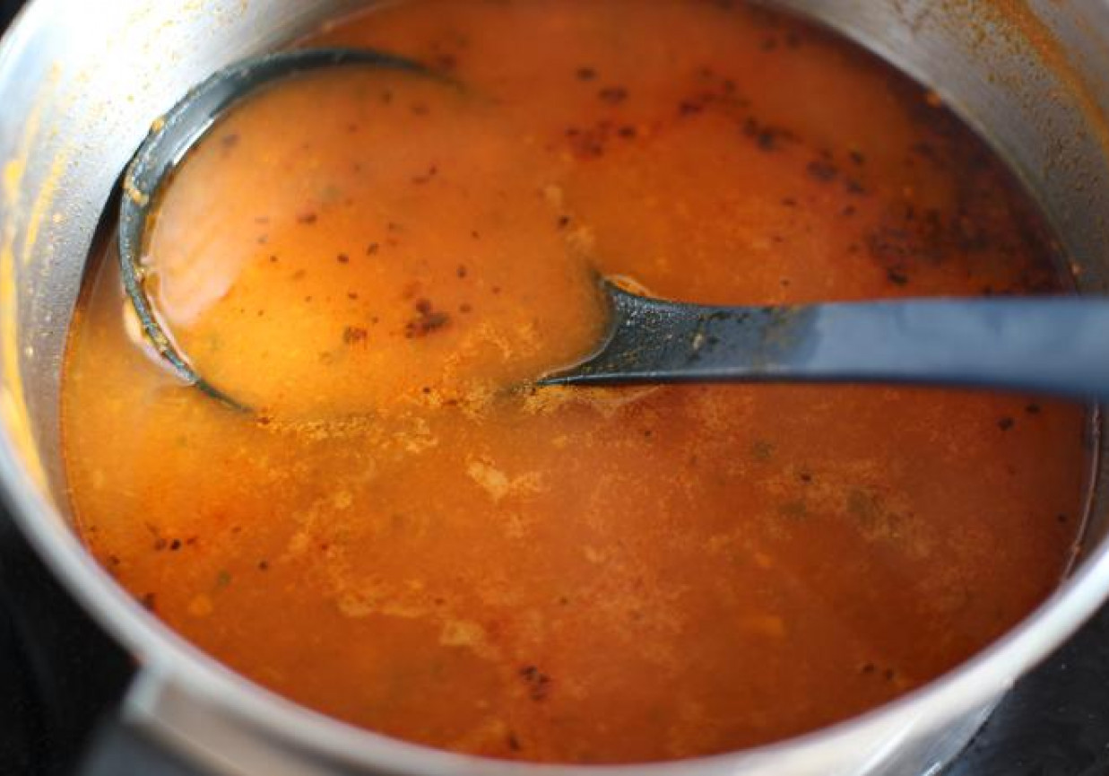 Zupa pomidorowo -paprykowa foto