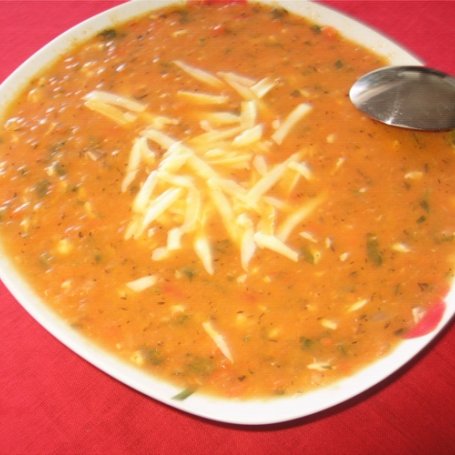 Krok 3 - Zupa pomidorowo- serowa foto