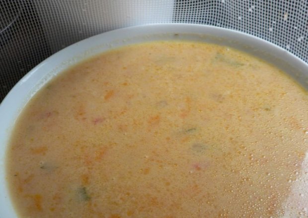 Fotografia przedstawiająca Zupa pomidorowo-paprykowa