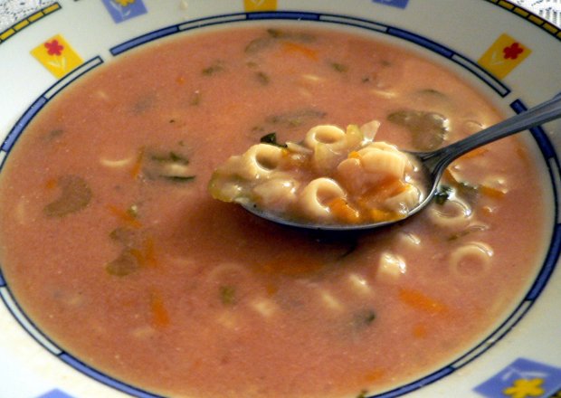 Fotografia przedstawiająca Zupa pomidorowo-selerowa