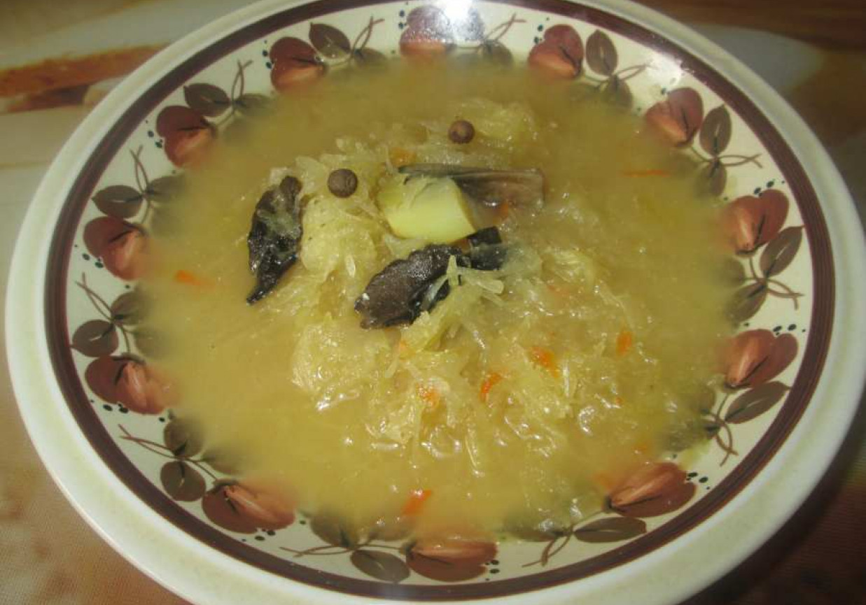 Zupa rosyjska „Szezi” foto