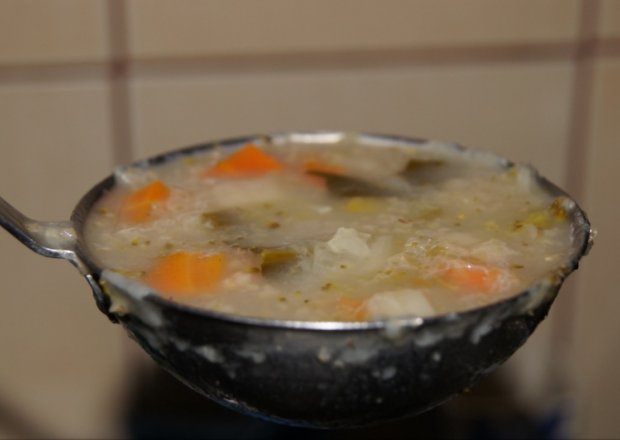 Fotografia przedstawiająca Zupa rozgrzewająca na zimę
