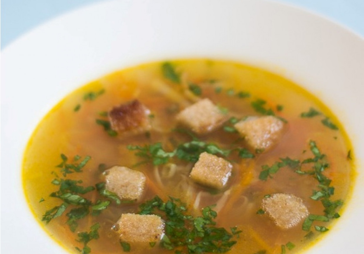Zupa rybna na styl francuski foto