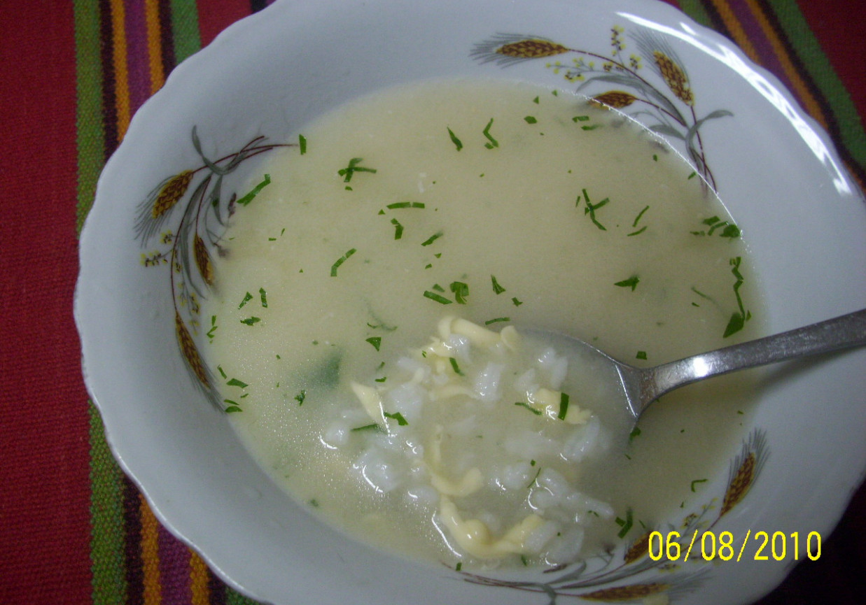 Zupa ryżowa z serem foto