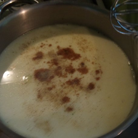 Krok 3 - Zupa serowa z grzankami foto