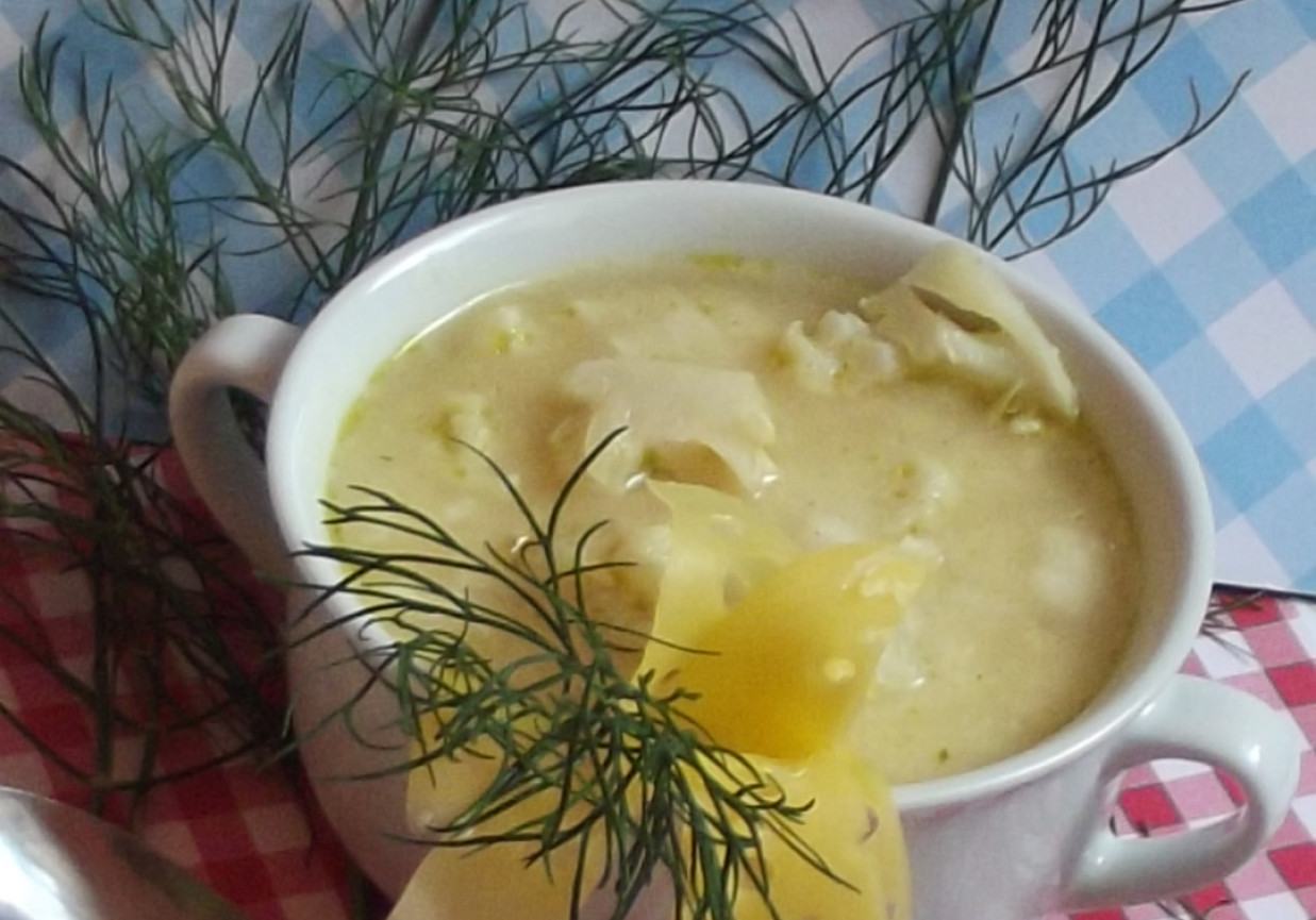 Zupa serowa z kalafiorem foto