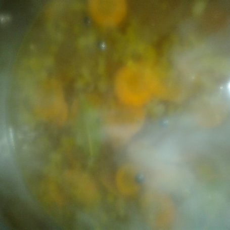 Krok 3 - Zupa serowa z pieczarkami i serkami topionymi foto