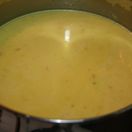 Krok 6 - Zupa serowa foto